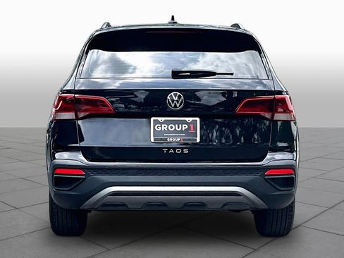 Used 2024 Volkswagen Taos S w/ MDO Package FWD image 5