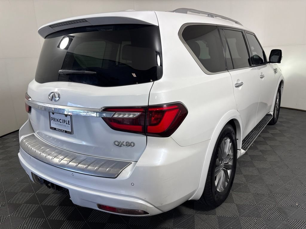 Used 2021 INFINITI QX80 Luxe w/ All-Season Package RWD image 5