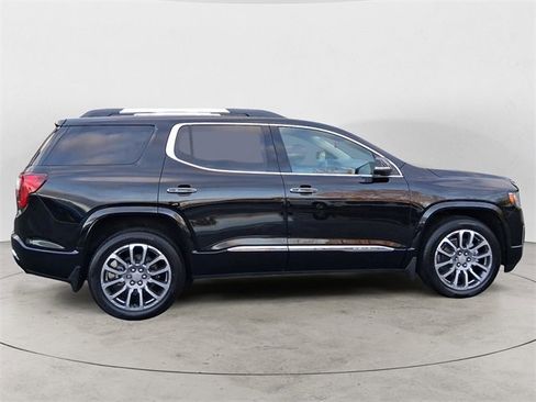 Used 2021 GMC Acadia Denali image 6