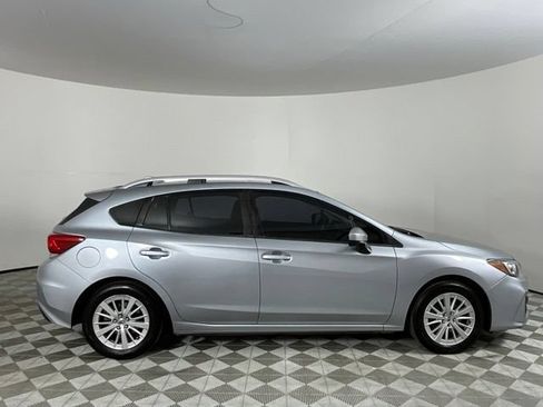 Used 2017 Subaru Impreza 2.0i Premium AWD/4WD image 4