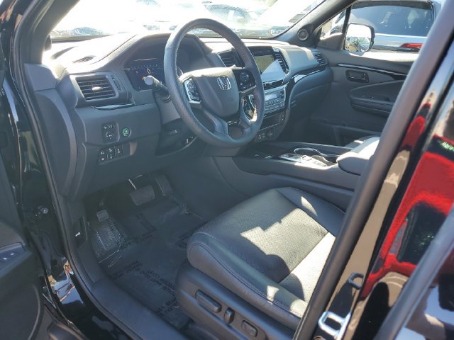Certified 2025 Honda Passport Black Edition image 20