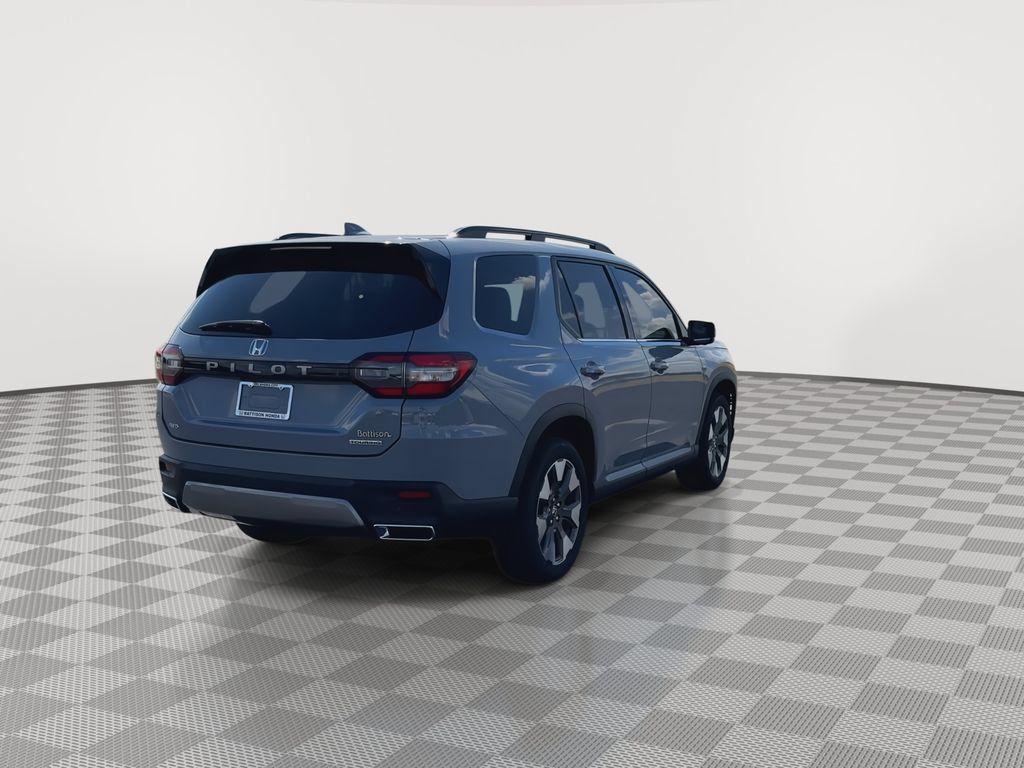 New 2026 Honda Pilot Touring image 8