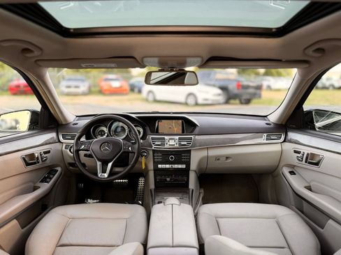 Used 2016 Mercedes-Benz E 350 Sedan image 2