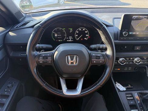 Used 2025 Honda CR-V Sport image 8