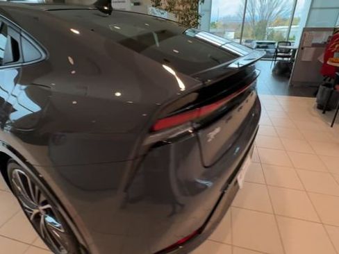 Used 2024 Toyota Prius Limited image 3