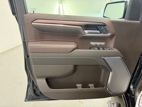 New 2026 GMC Sierra 1500 Denali w/ Denali Reserve Package image 13