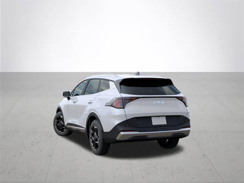 New 2026 Kia Sportage EX image 4