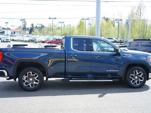 Used 2019 GMC Sierra 1500 SLE w/ SLE Value Package image 6