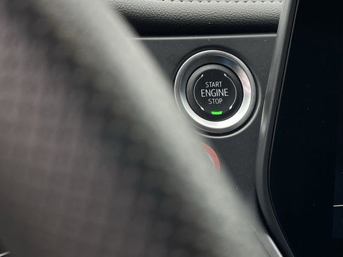 Used 2025 Chevrolet Blazer LT image 16