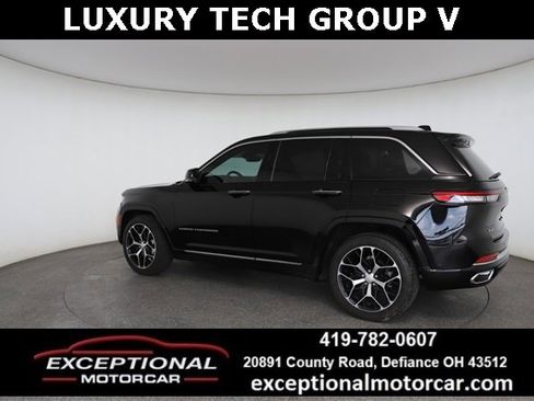 Used 2023 Jeep Grand Cherokee Summit image 10