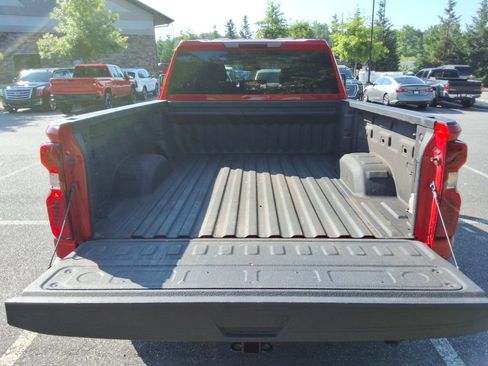 Used 2024 Chevrolet Silverado 2500 Custom w/ Custom Value Package AWD/4WD image 17