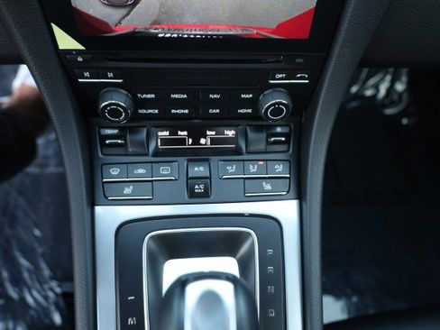 Used 2019 Porsche 718 Cayman RWD image 32