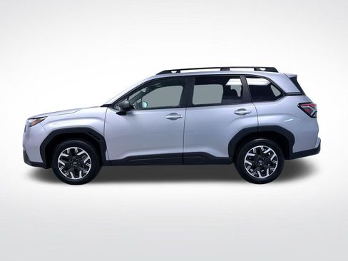 Used 2025 Subaru Forester Premium AWD/4WD image 10