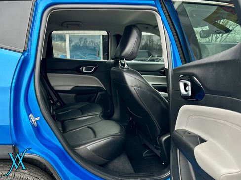 Used 2022 Jeep Compass Limited AWD/4WD image 24