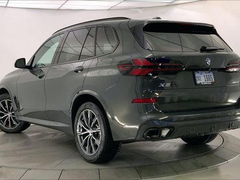 New 2026 BMW X5 xDrive40i w/ M Sport Package image 2