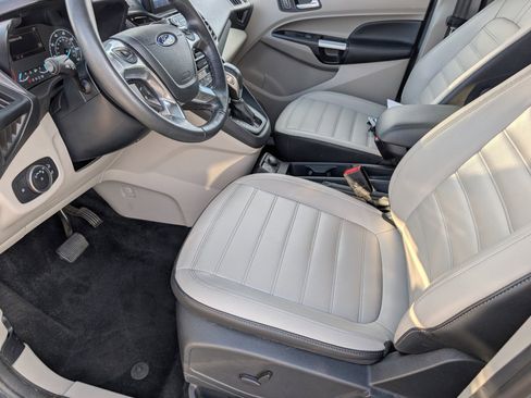 Used 2023 Ford Transit Connect Titanium image 26