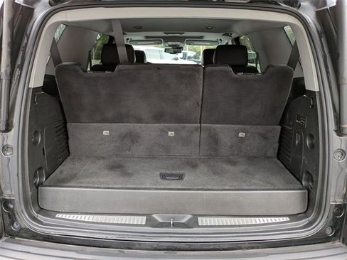 Used 2019 GMC Yukon SLT image 12