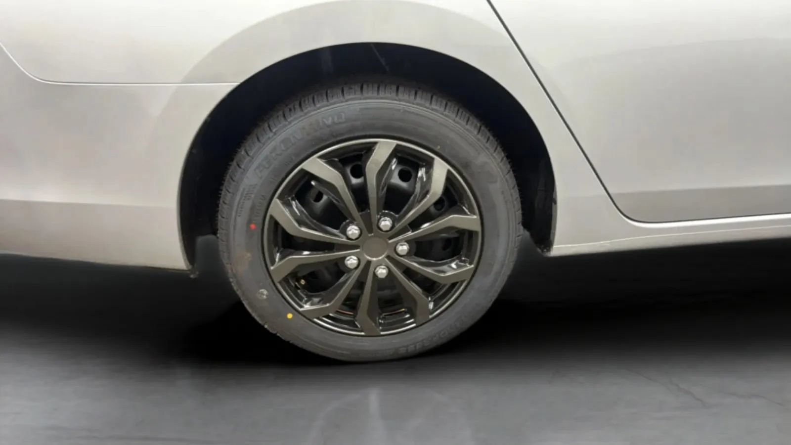 Used 2018 Nissan Sentra S FWD image 25