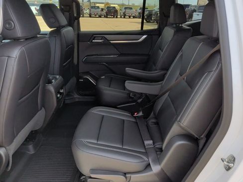New 2026 GMC Acadia Elevation w/ Black Edition FWD image 36