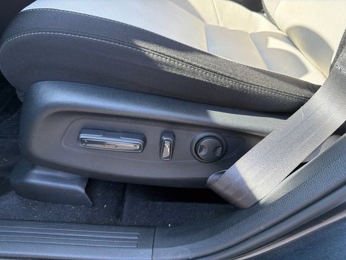 Used 2024 Honda CR-V EX image 12