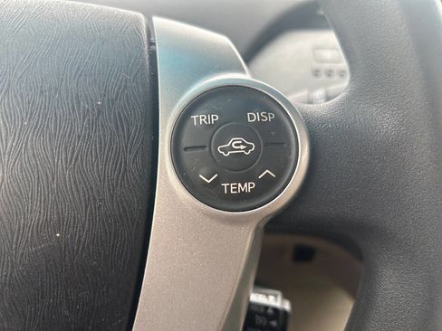 Used 2015 Toyota Prius Four image 14