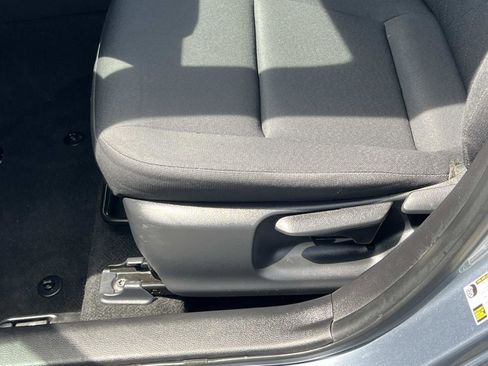 Used 2023 Toyota Corolla LE FWD image 15