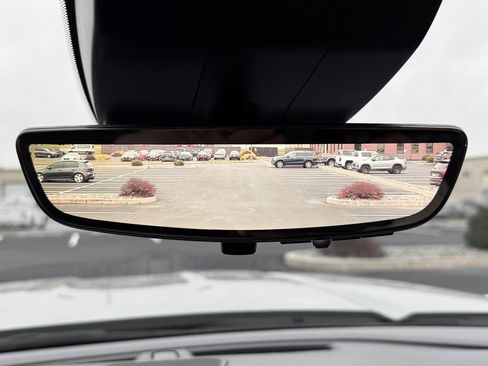 Used 2024 GMC Sierra 2500 Denali Ultimate image 8