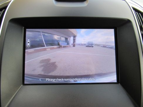 Used 2019 Ford Edge Titanium w/ Equipment Group 301A image 44