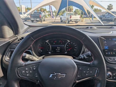 Used 2024 Chevrolet Equinox RS w/ RS Leather Package image 30