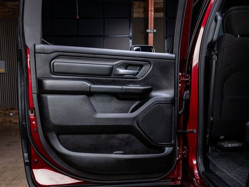 Used 2025 RAM 1500 Classic Warlock image 39