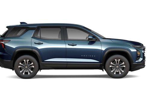 New 2026 Chevrolet Equinox LT FWD image 3