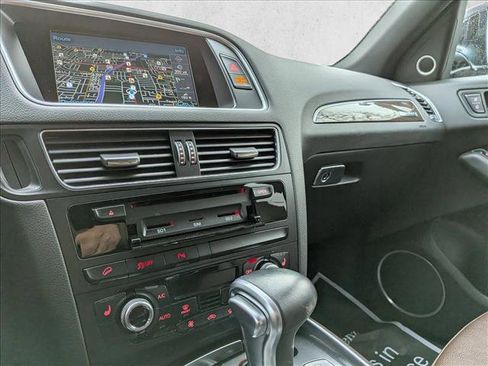 Used 2016 Audi Q5 2.0T Premium Plus w/ Technology Package image 13