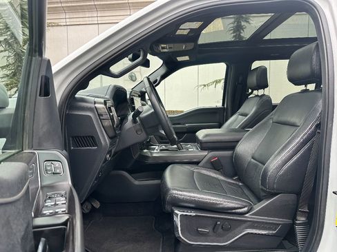 Used 2024 Ford F150 Lariat image 11