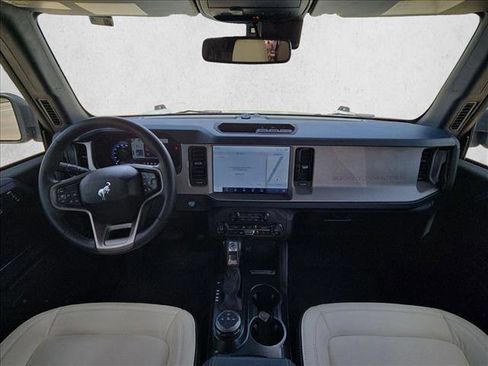 Used 2024 Ford Bronco Outer Banks AWD/4WD image 16