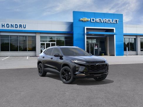 New 2026 Chevrolet Trax ACTIV w/ Driver Confidence Package FWD image 1