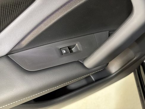 New 2026 Volkswagen Tiguan SE AWD/4WD image 25