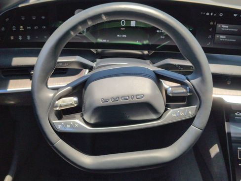 Used 2025 Lucid Air Grand Touring AWD/4WD image 18