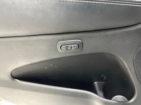 Used 2020 Dodge Durango SRT w/ Technology Group AWD/4WD image 16