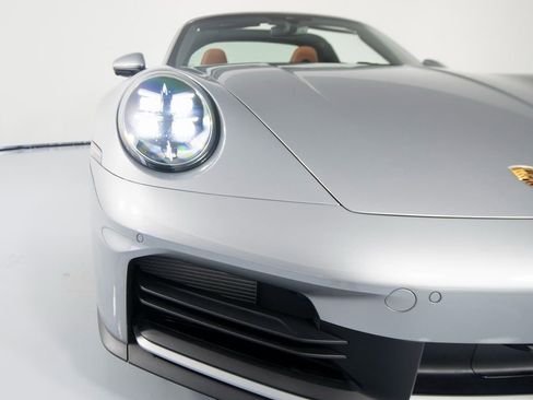 Certified 2026 Porsche 911 Targa 4S image 40