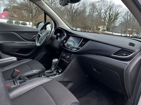 Used 2019 Buick Encore Preferred FWD image 24
