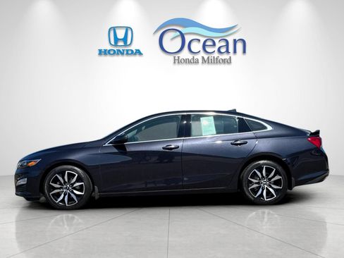Used 2023 Chevrolet Malibu RS w/ LPO, Floor Liner Package FWD image 6