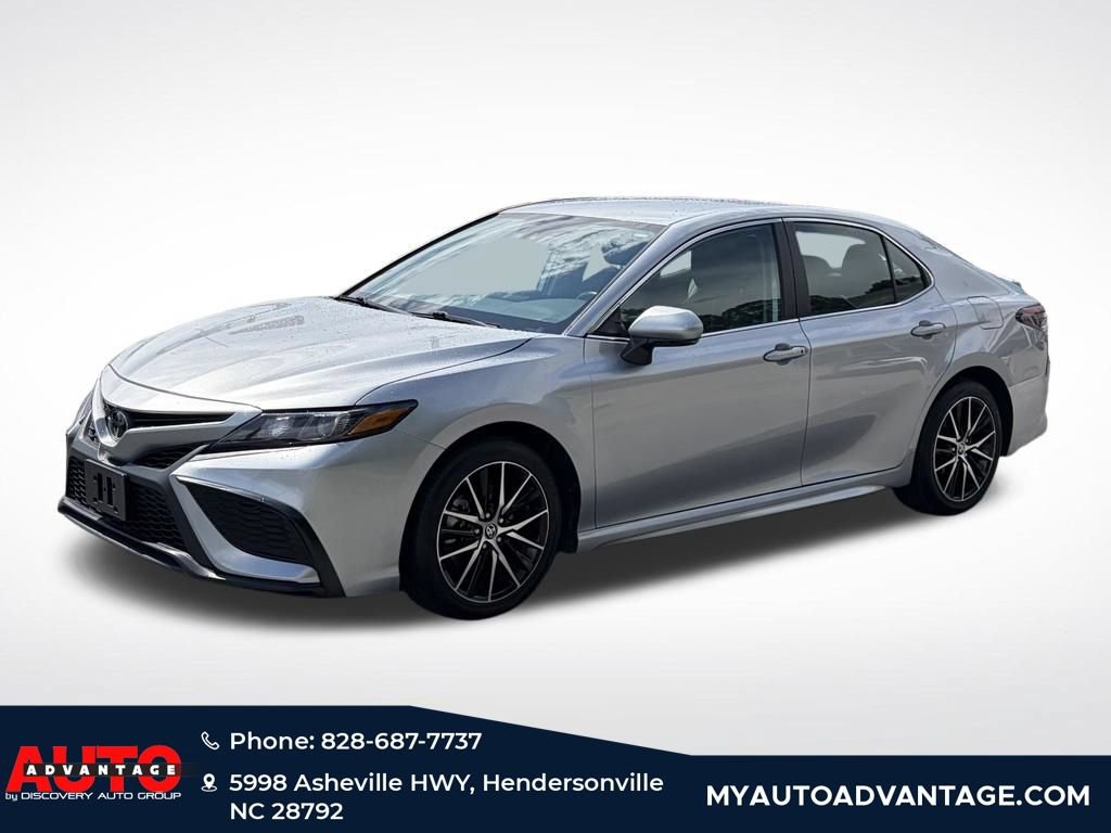Used 2024 Toyota Camry SE FWD image 5