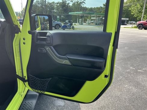 Used 2016 Jeep Wrangler Unlimited Sport w/ Quick Order Package 24S AWD/4WD image 29