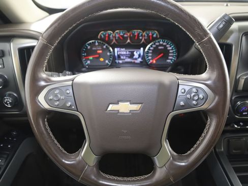 Used 2017 Chevrolet Silverado 1500 LTZ Z71 w/ LTZ Plus Package AWD/4WD image 33