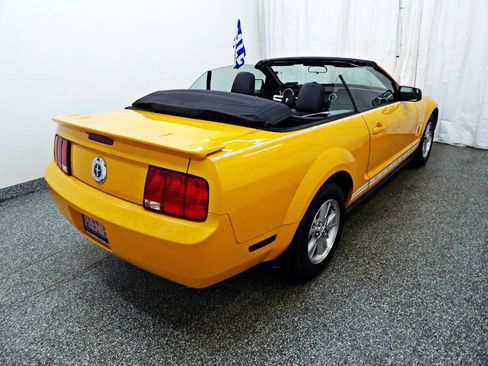 Used 2008 Ford Mustang Premium RWD image 6