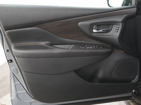 Used 2023 Nissan Murano Platinum AWD/4WD image 23
