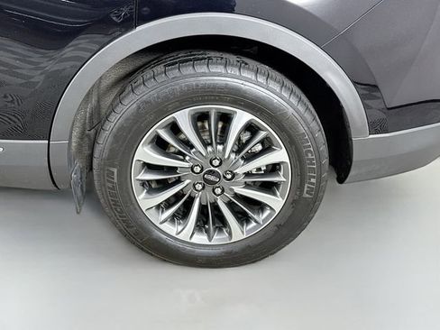 Certified 2023 Lincoln Nautilus FWD w/ Premium Package image 35