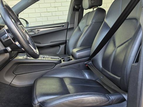 Used 2015 Porsche Macan S AWD/4WD image 11
