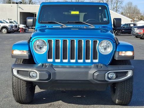 Used 2020 Jeep Wrangler Unlimited Sahara AWD/4WD image 5