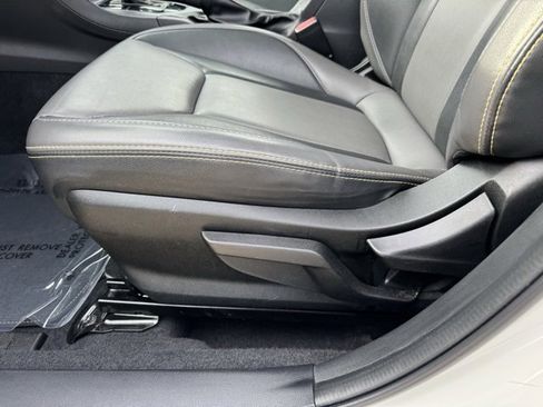 Used 2022 Subaru Crosstrek 2.5i Sport w/ Moonroof Package image 12